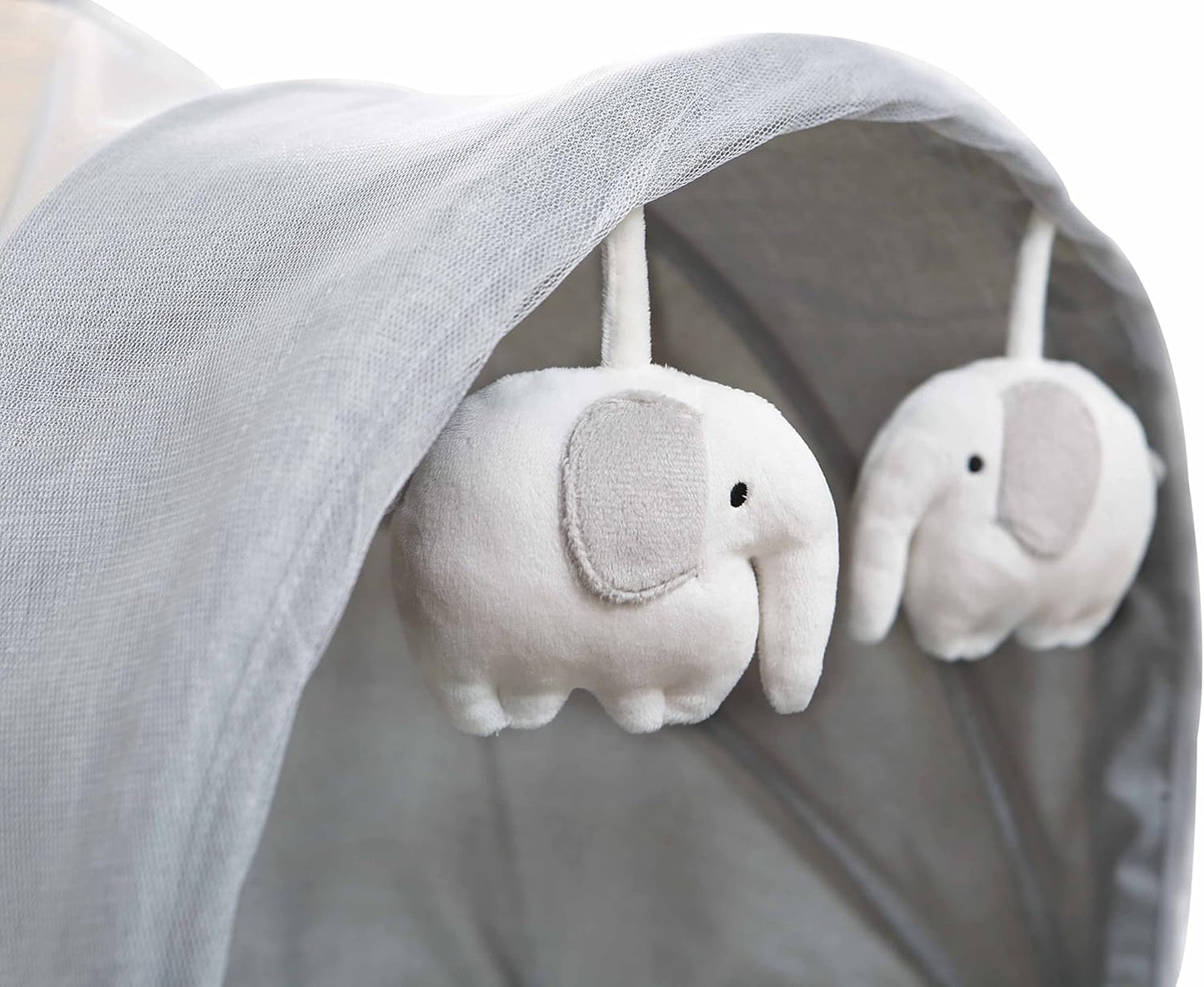 Mastela Deluxe 4 in 1 Bassinet, Cradle Swing & Bedside Sleeper