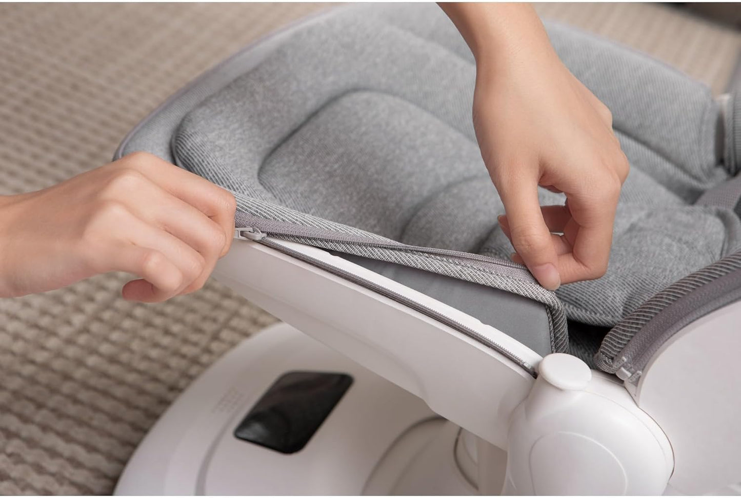 Mastela Deluxe Multi-Motion Baby Cradle
