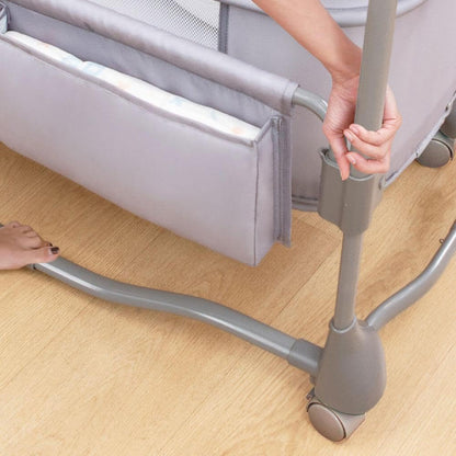 Mastela 3-in-1 Electric Swing Bedside Baby Bassinet